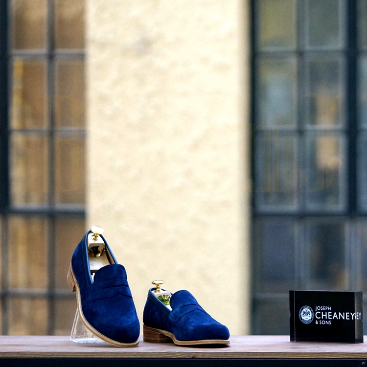 Ladies Cheaney Bonnie Penny Loafer In Navy Suede Calf