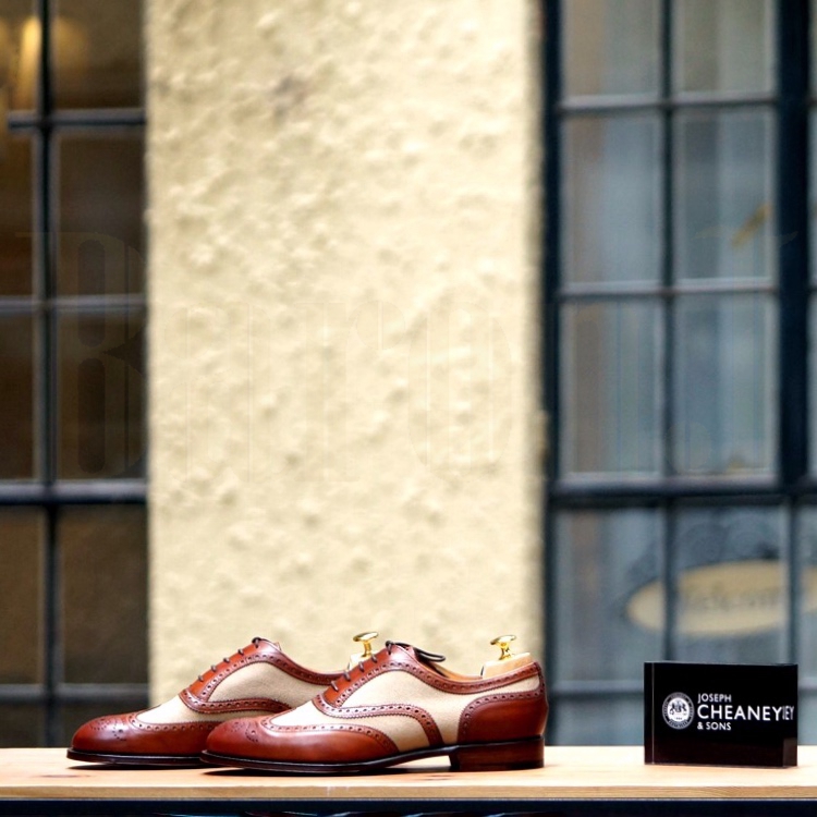 Edwin Two Tone Oxford Brogue in Dark Leaf Calf/Sand Canvas